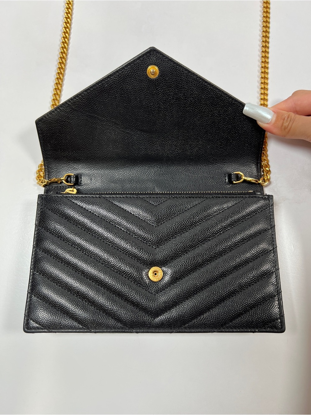YSL Yves Saint Laurent Cassandre Matelasse Envelope Chain Wallet Crossbody Purse - Picture 4 of 9